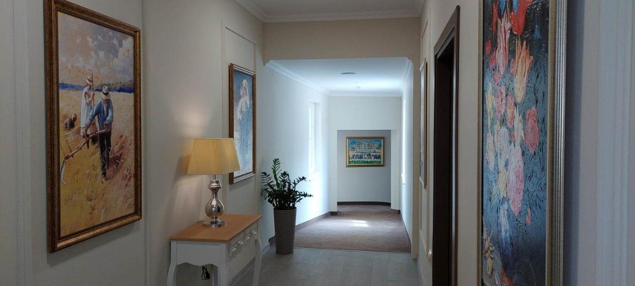 Villa Della Rosa Razgrad Eksteriør billede